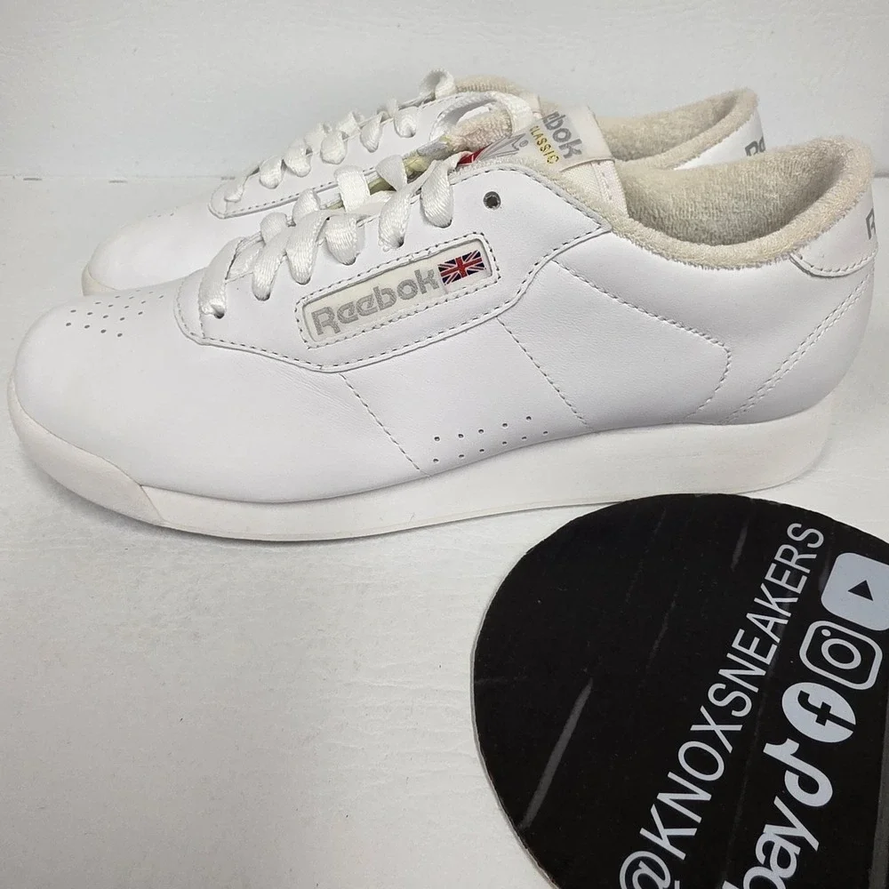 Reebok Princess Classic White Leather Sneakers Womens Size 6 2-1475
